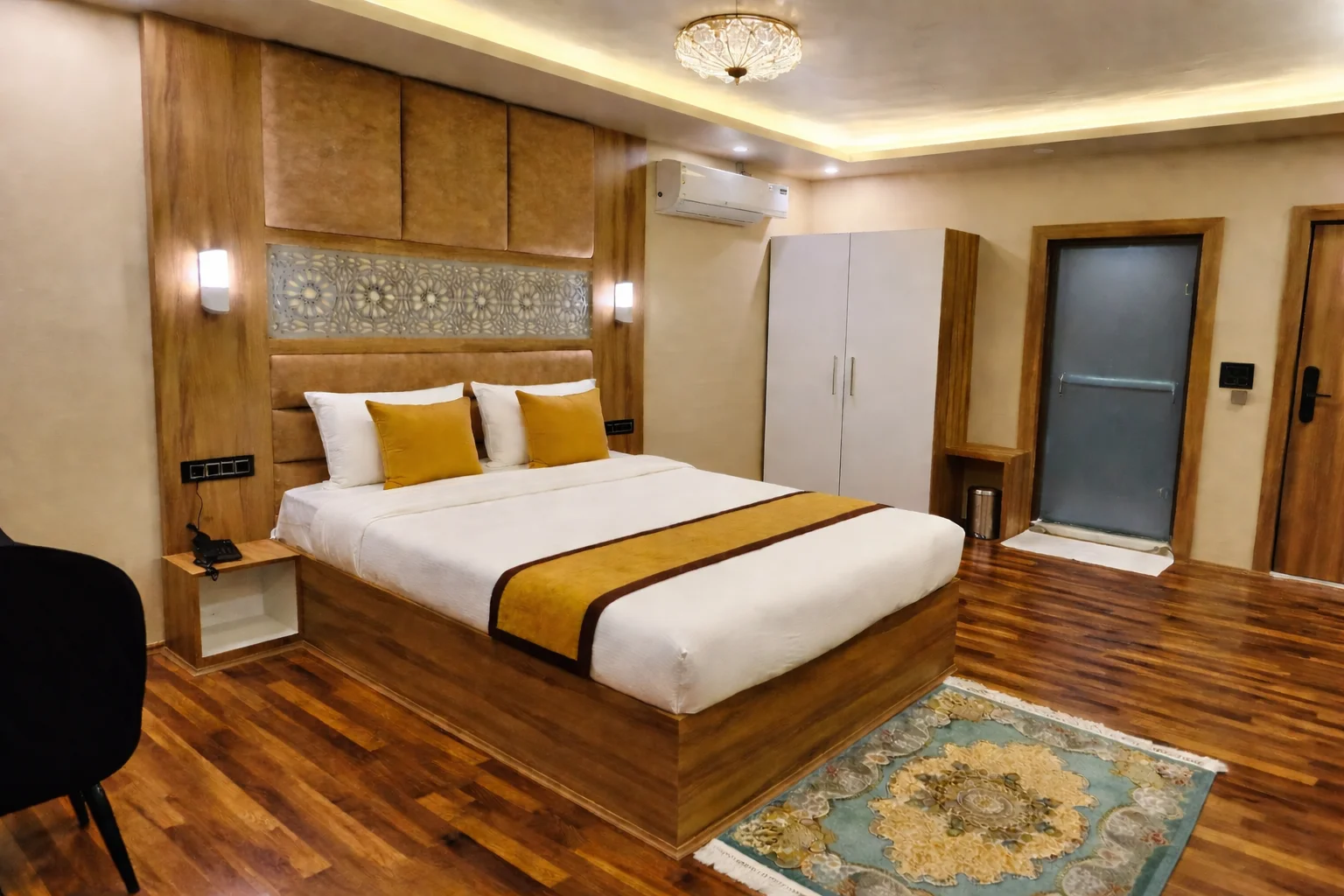 Hotel Mustard Inn property exterior surrounded by lush gardens in Pahalgam, Kashmir